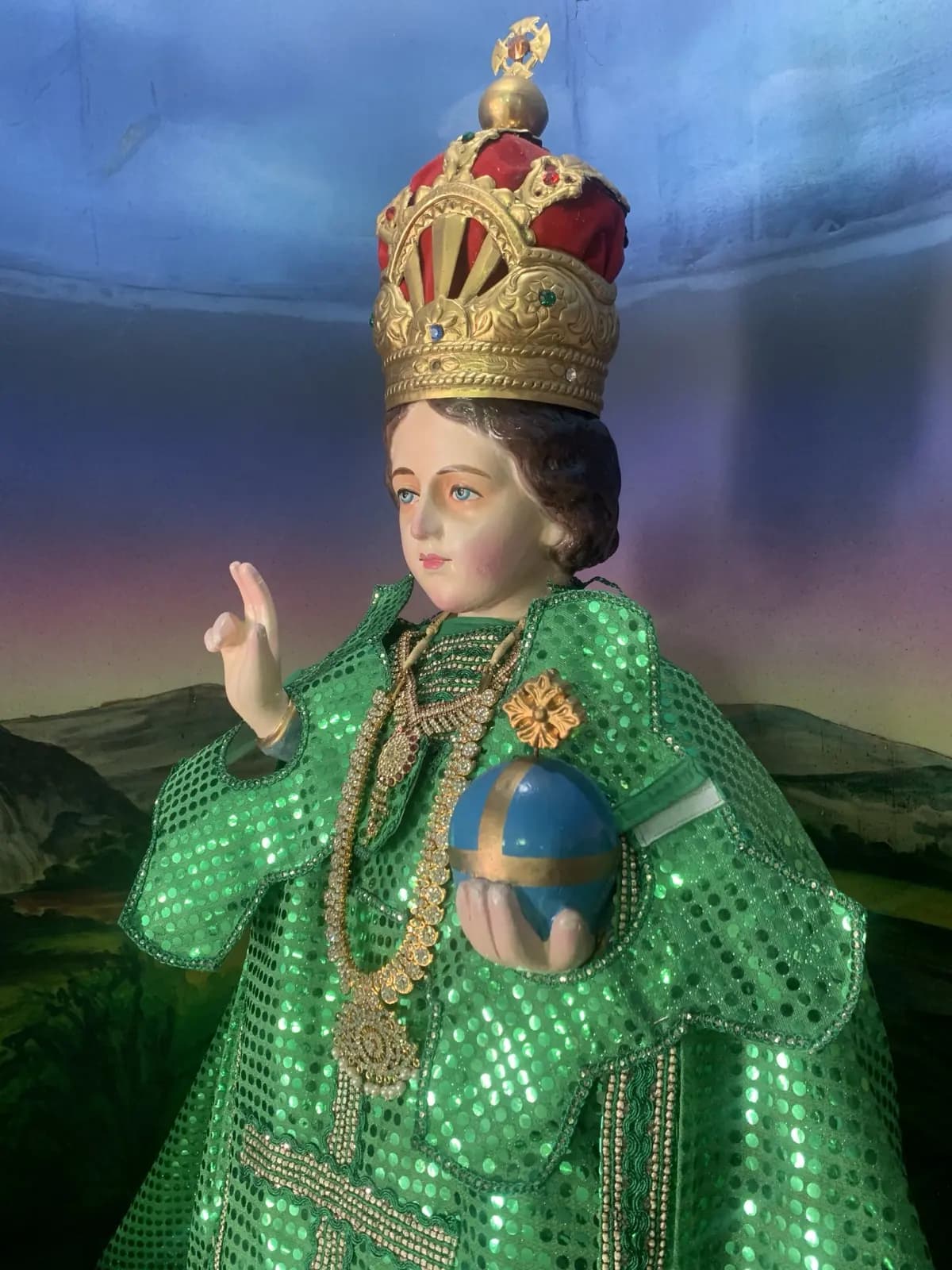 The Infant Jesus in blessing